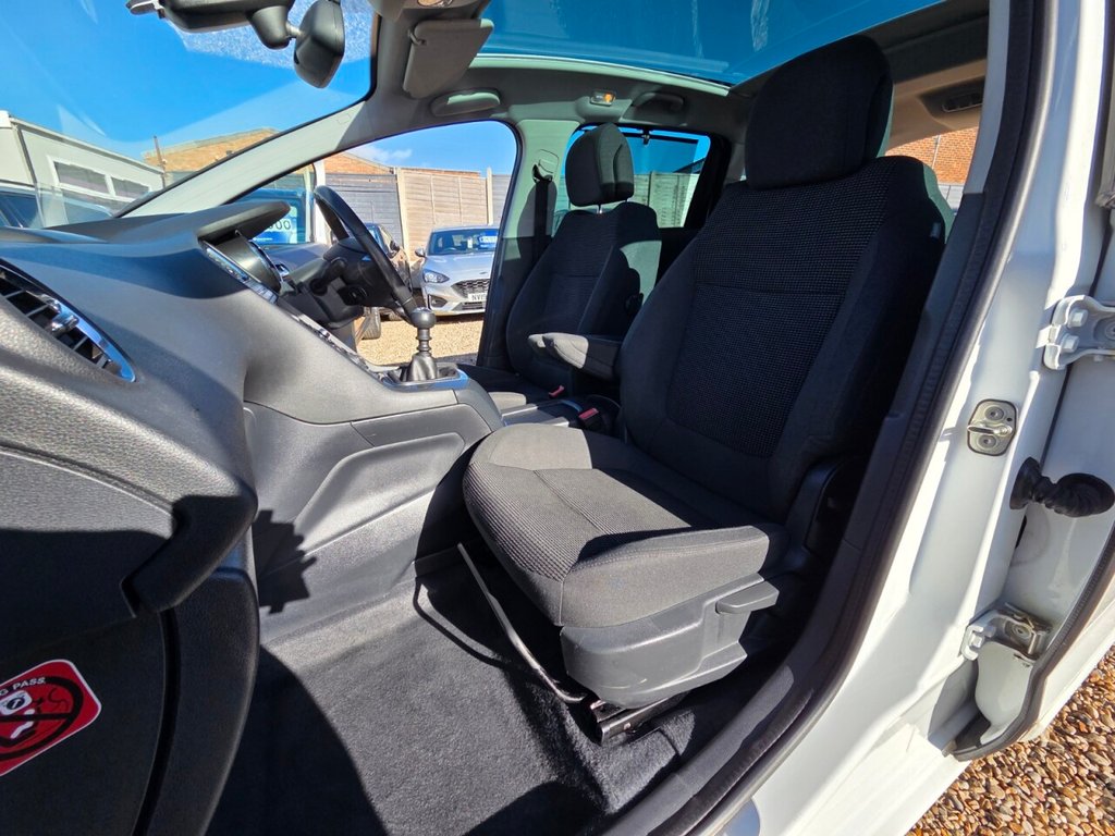 Used Peugeot 5008 2015 for sale - 76368250: Photo 31