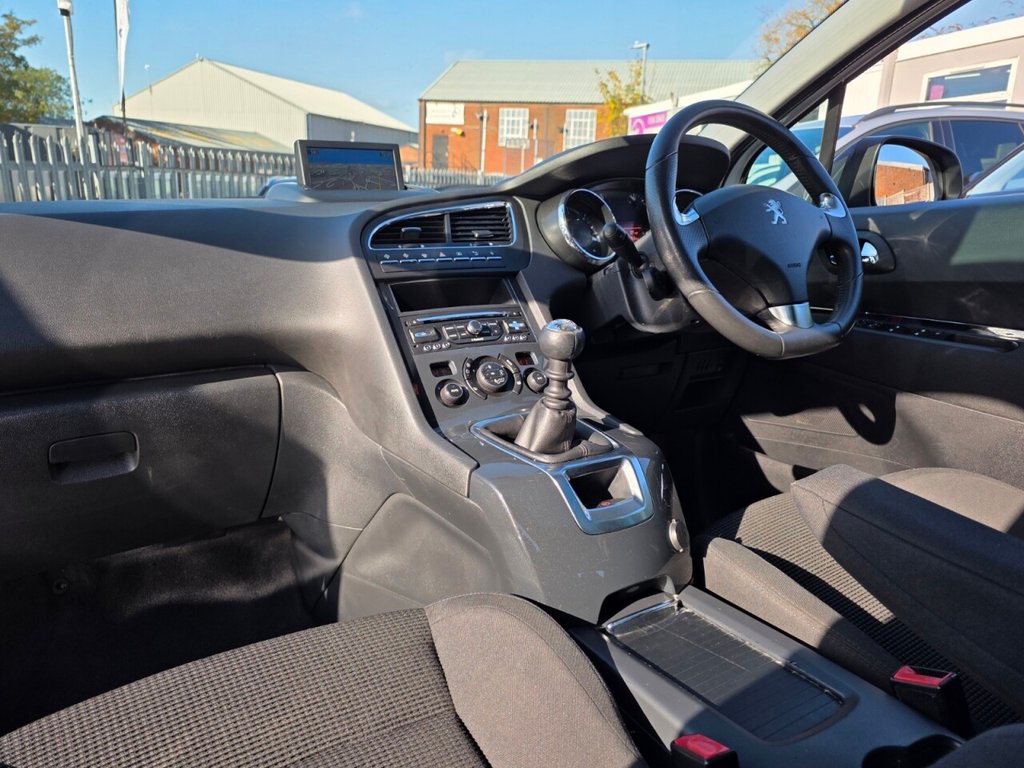 Used Peugeot 5008 2015 for sale - 76368250: Photo 34