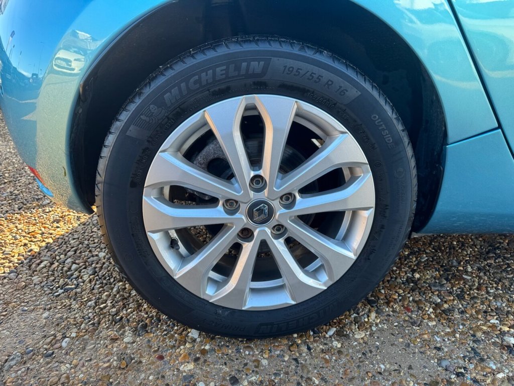 Used Renault Zoe 2021 for sale - 76783848: Photo 10