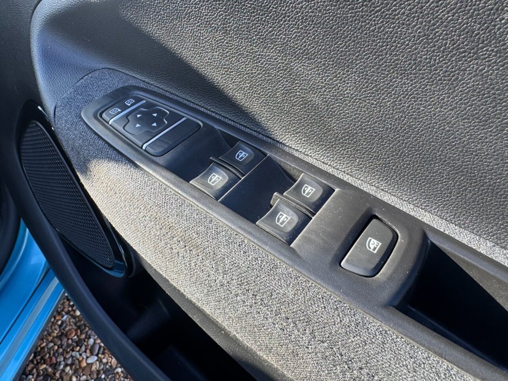 Used Renault Zoe 2021 for sale - 76783848: Photo 17