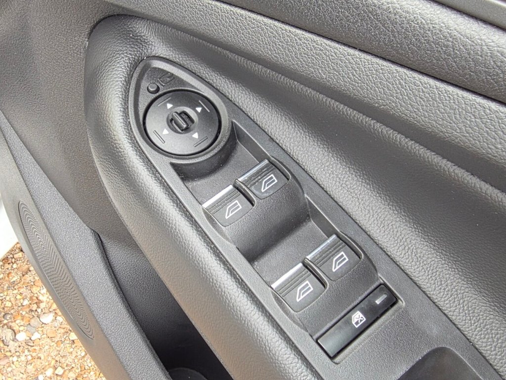 Used Ford Kuga 2017 for sale - 76386394: Photo 38