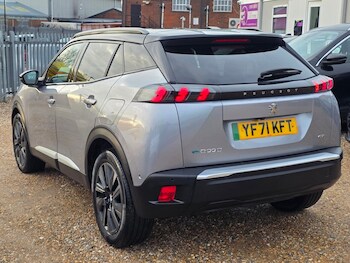 Used Peugeot E-2008 2022 for sale - 77227483: Photo