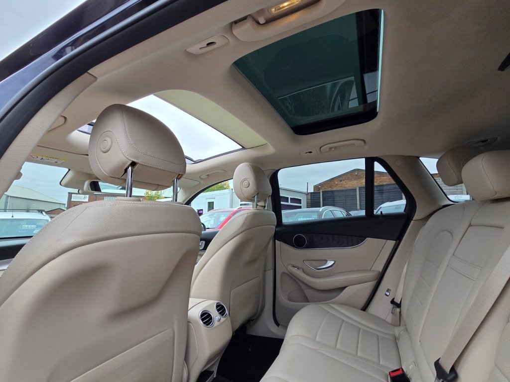 Used Mercedes-Benz GLC 2017 for sale - 76304345: Photo 18