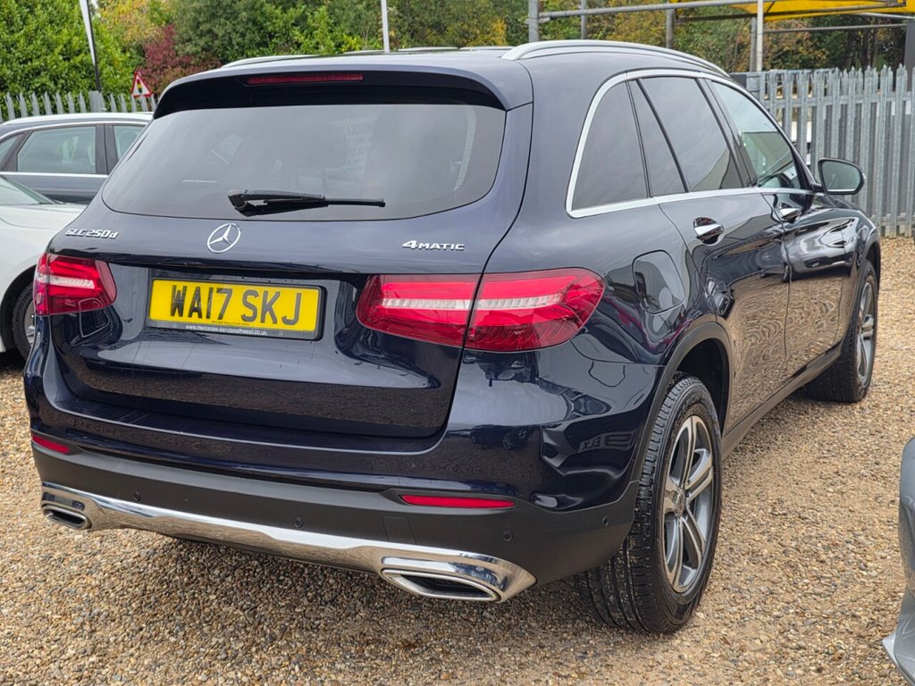 Used Mercedes-Benz GLC 2017 for sale - 76304345: Photo 2