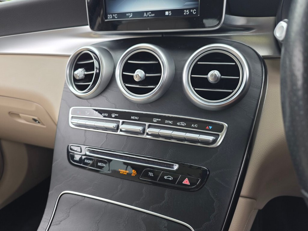 Used Mercedes-Benz GLC 2017 for sale - 76304345: Photo 31