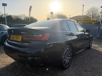 Used BMW 3 Series 2020 for sale - 77667604: Photo