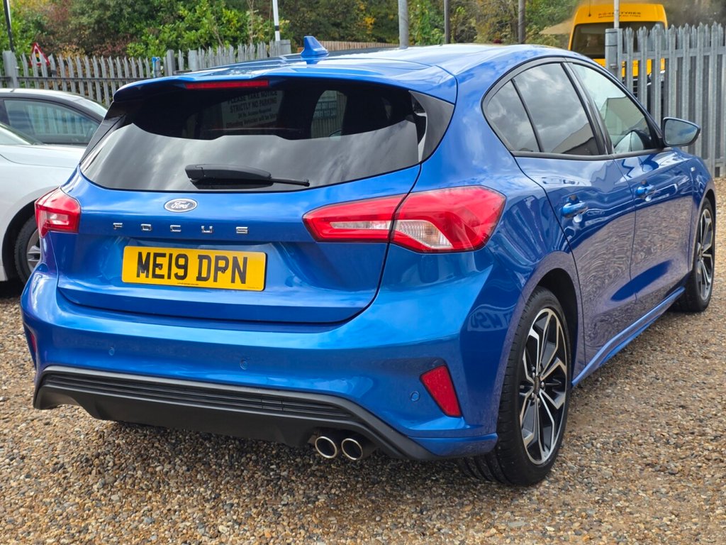 Used Ford Focus 2019 for sale - 76386311: Photo 2