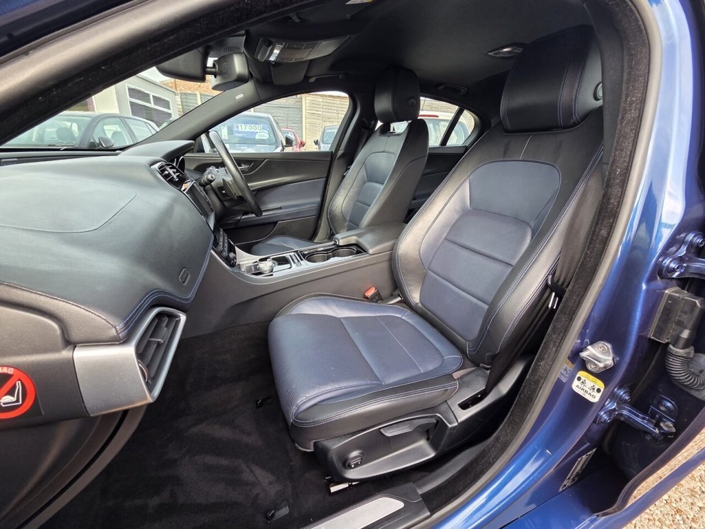 Used Jaguar XE 2016 for sale - 77967636: Photo 15