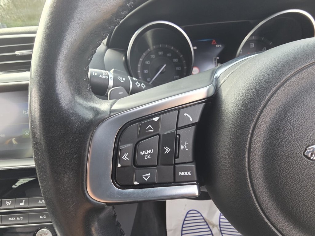 Used Jaguar XE 2016 for sale - 77967636: Photo 17