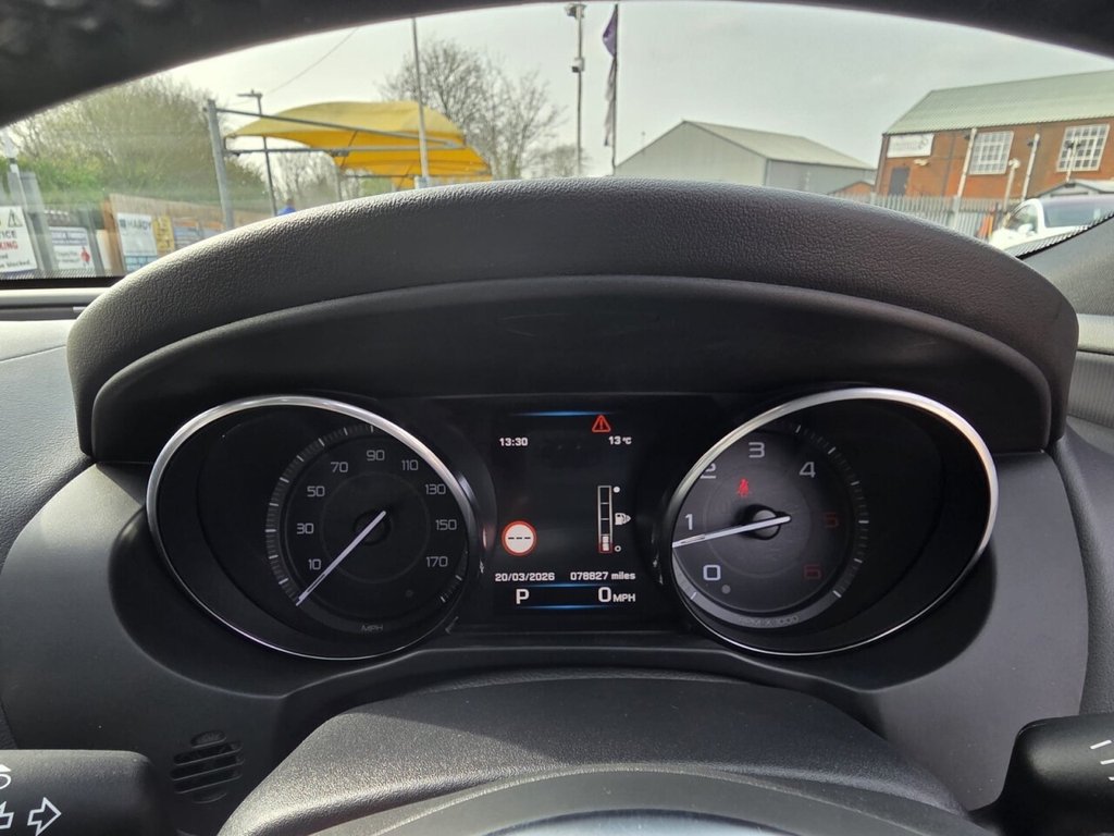 Used Jaguar XE 2016 for sale - 77967636: Photo 20