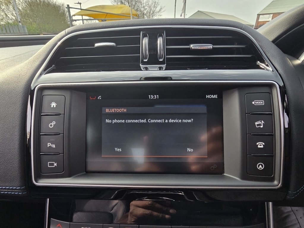 Used Jaguar XE 2016 for sale - 77967636: Photo 25