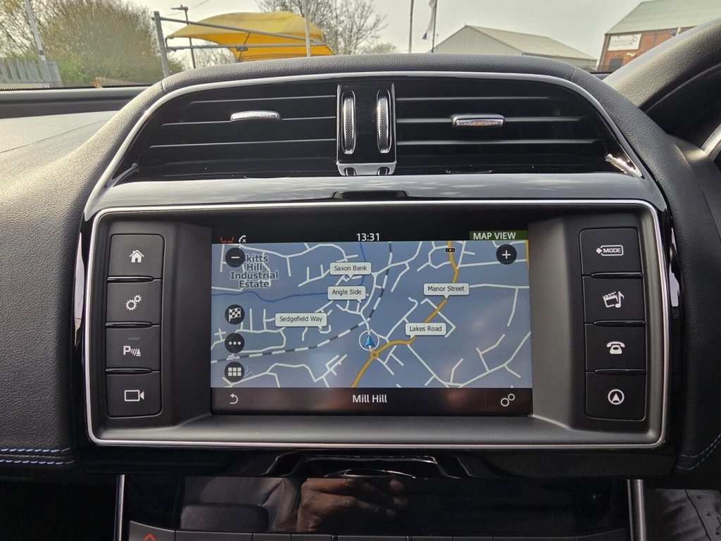 Used Jaguar XE 2016 for sale - 77967636: Photo 26