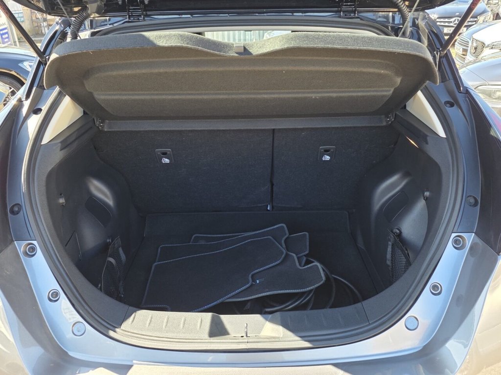 Used Nissan Leaf 2021 for sale - 78154151: Photo 11