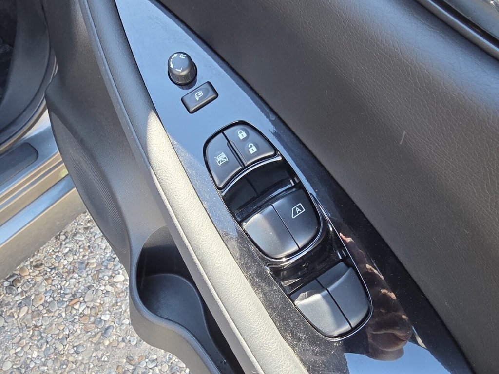 Used Nissan Leaf 2021 for sale - 78154151: Photo 35