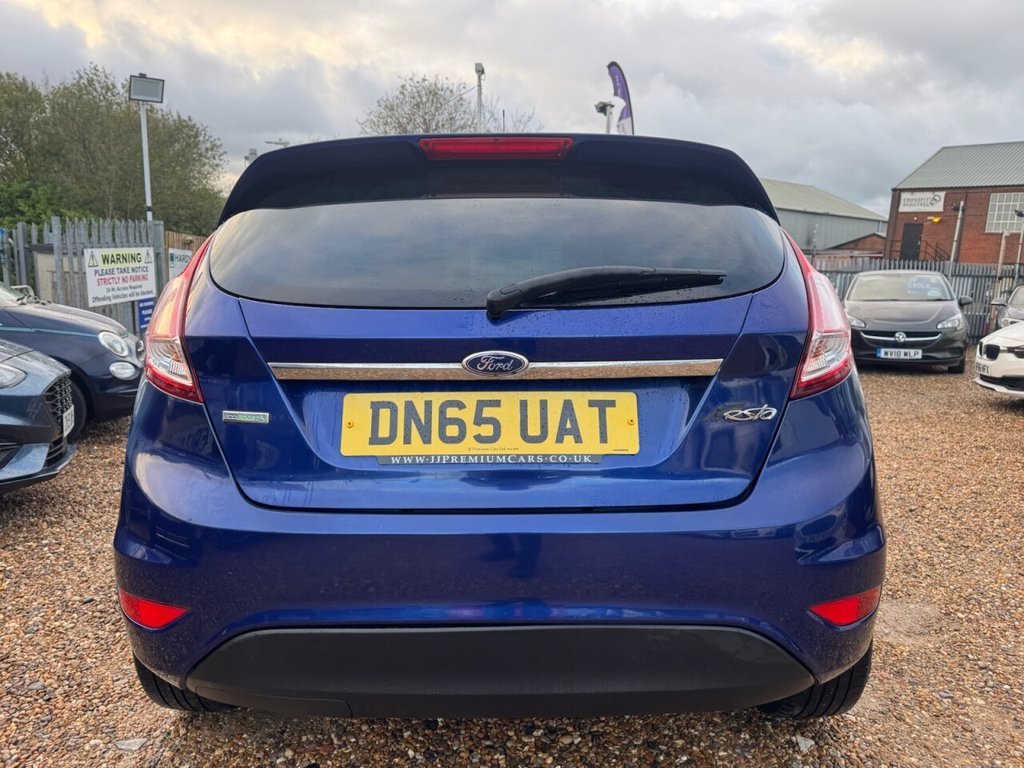 Used Ford Fiesta 2015 for sale - 76632476: Photo 5