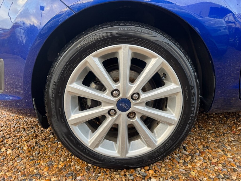 Used Ford Fiesta 2015 for sale - 76632476: Photo 9