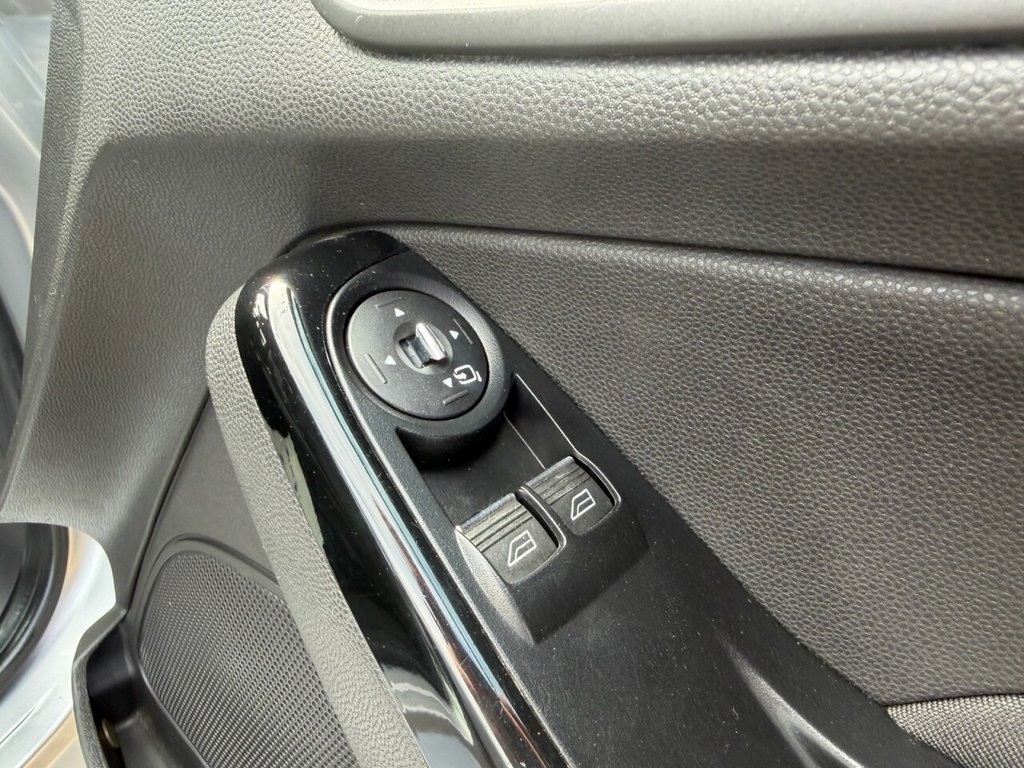 Used Ford Fiesta 2013 for sale - 78096459: Photo 16