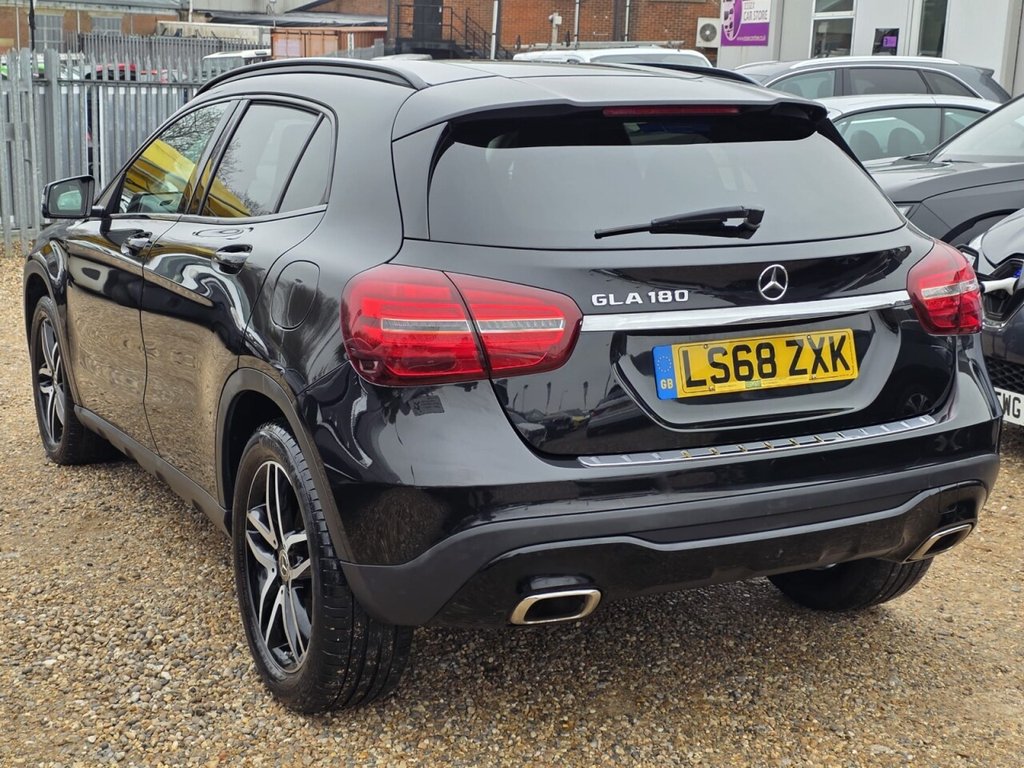 Used Mercedes-Benz GLA 2018 for sale - 77780456: Photo 5