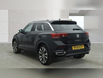 Used Volkswagen T-Roc 2019 for sale - 79450526: Photo