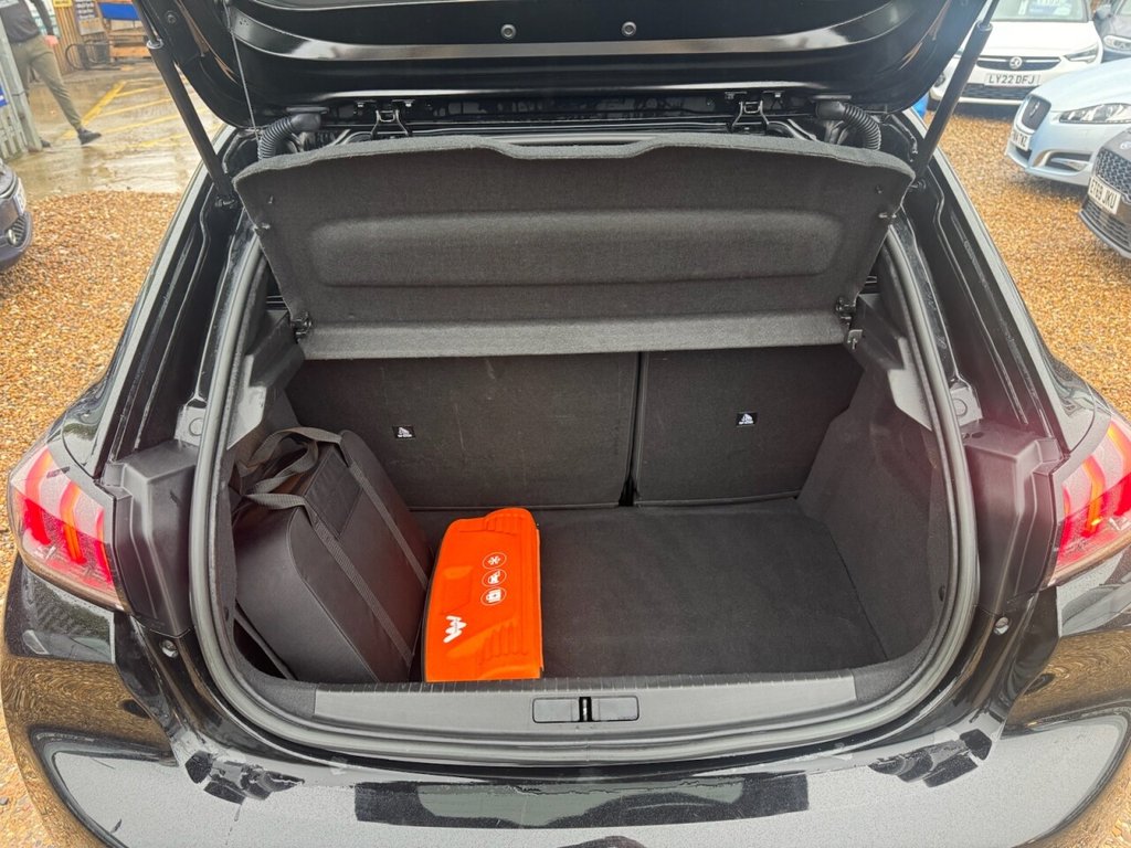 Used Peugeot E-208 2022 for sale - 76855227: Photo 11