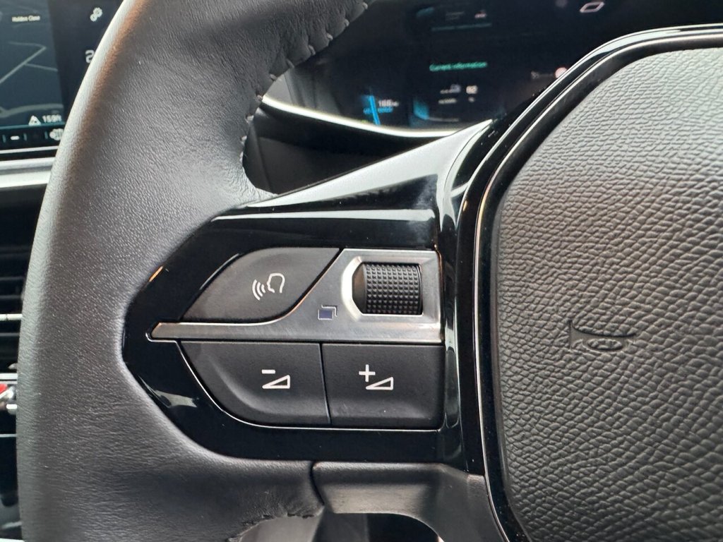 Used Peugeot E-208 2022 for sale - 76855227: Photo 27