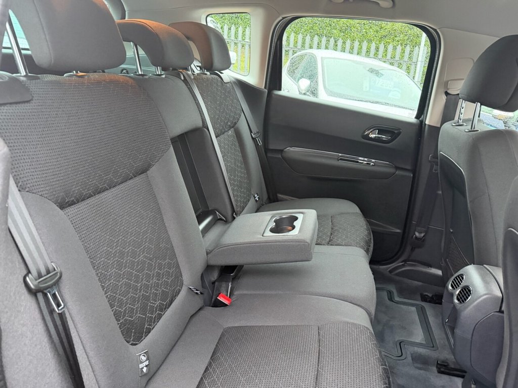 Used Peugeot 3008 2017 for sale - 77276200: Photo 11