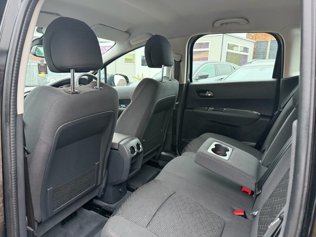 Used Peugeot 3008 2017 for sale - 77276200: Photo 13