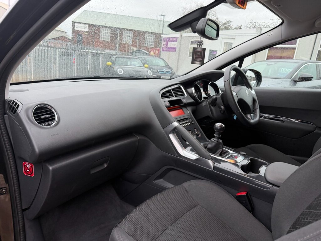 Used Peugeot 3008 2017 for sale - 77276200: Photo 16