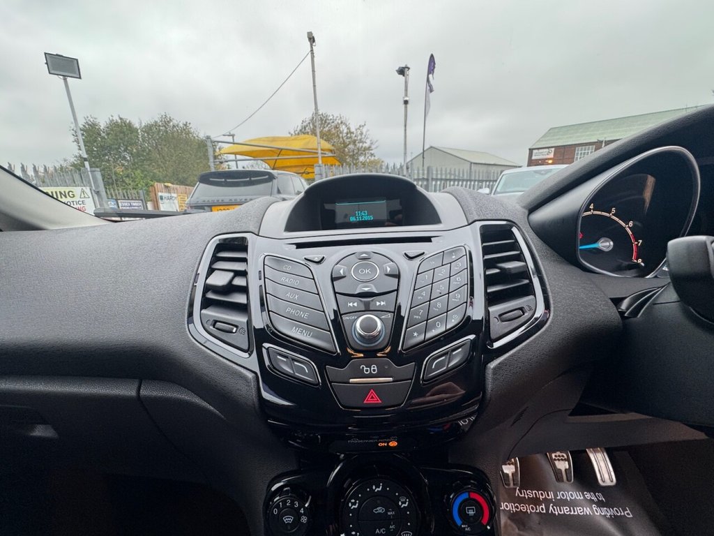 Used Ford Fiesta 2015 for sale - 76509900: Photo 18