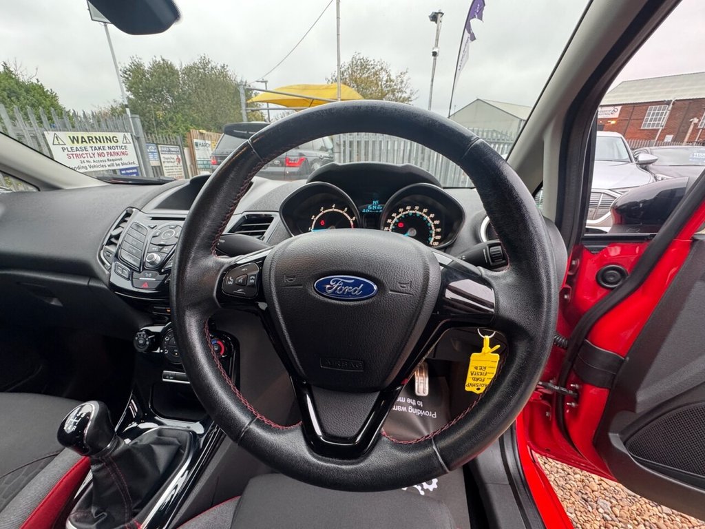 Used Ford Fiesta 2015 for sale - 76509900: Photo 19