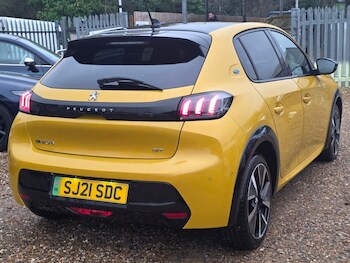 Used Peugeot 208 2021 for sale - 76962782: Photo