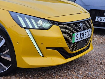 Used Peugeot 208 2021 for sale - 76962782: Photo