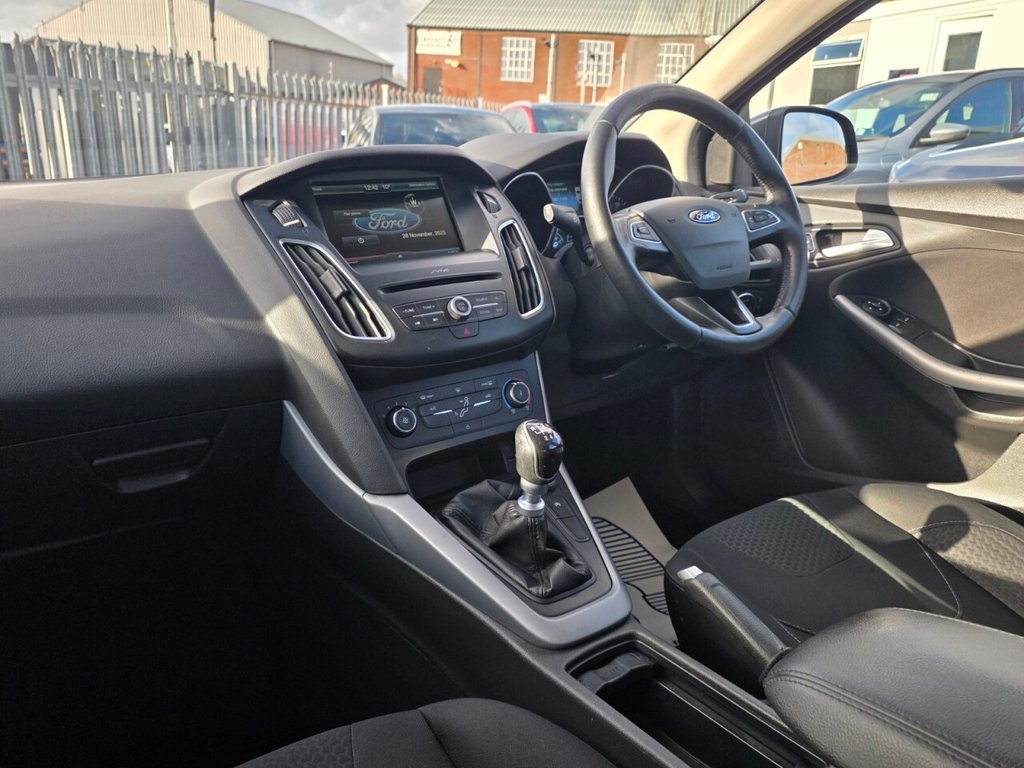 Used Ford Focus 2015 for sale - 76739900: Photo 13