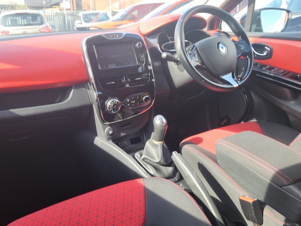 Used Renault Clio 2014 for sale - 76910096: Photo 10