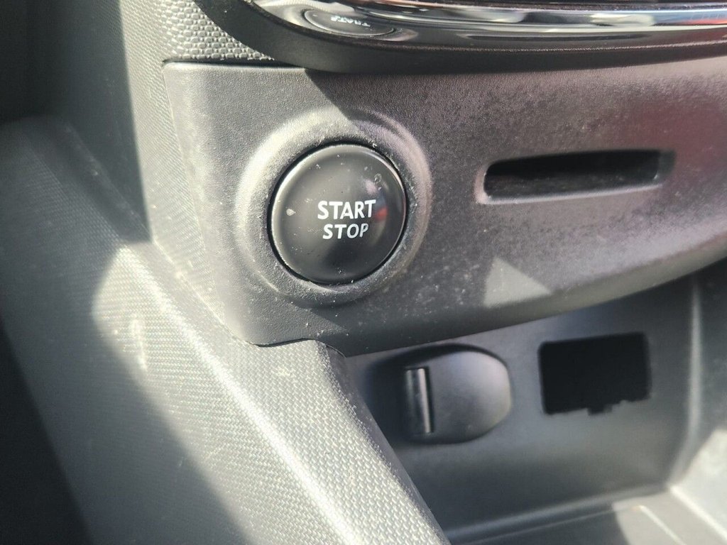 Used Renault Clio 2014 for sale - 76910096: Photo 23