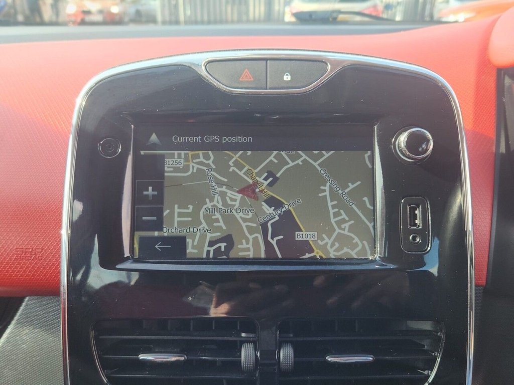 Used Renault Clio 2014 for sale - 76910096: Photo 6