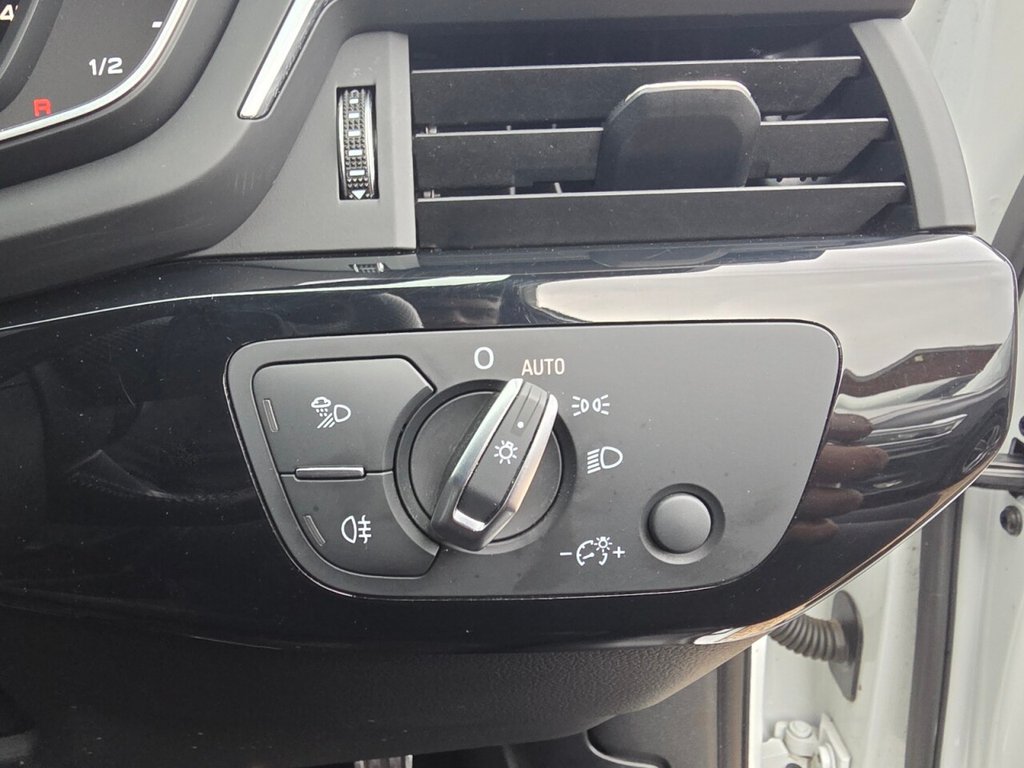 Used Audi A4 2018 for sale - 78110678: Photo 28