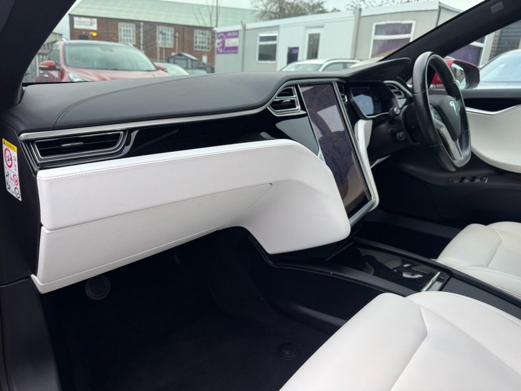 Used Tesla Model S 2017 for sale - 76941533: Photo 21