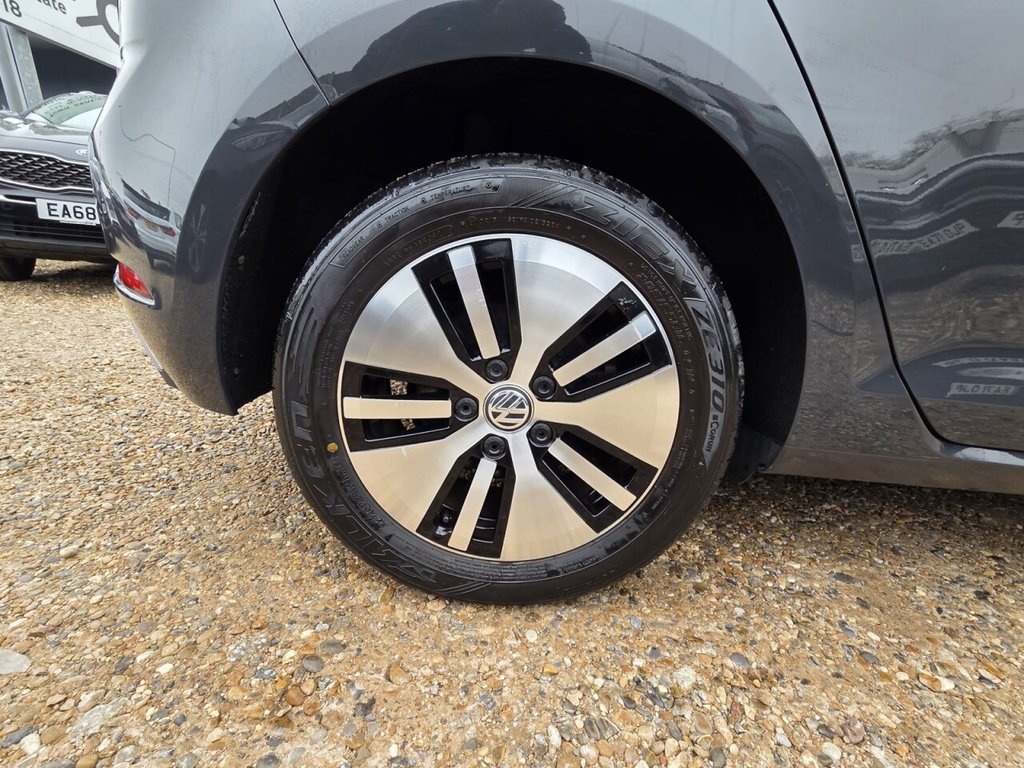 Used Volkswagen Golf 2019 for sale - 77779987: Photo 32