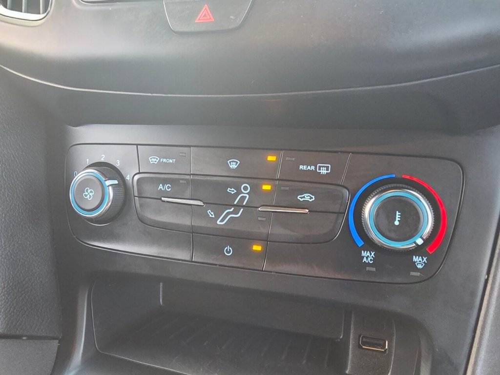 Used Ford Focus 2017 for sale - 76698429: Photo 25