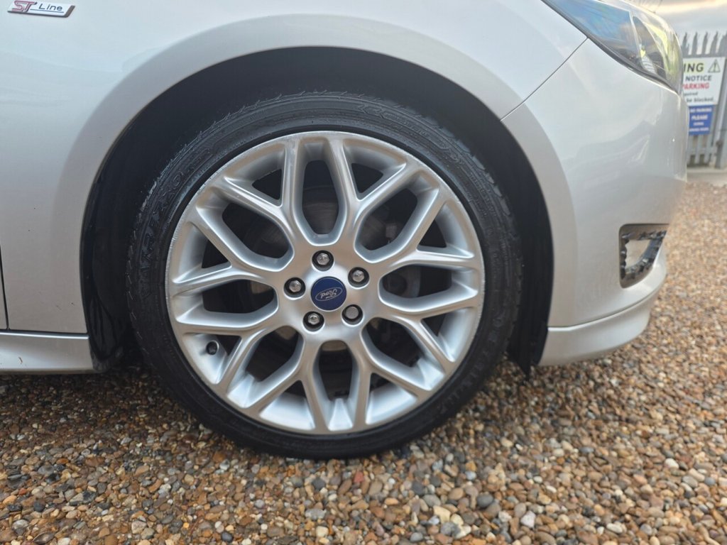 Used Ford Focus 2017 for sale - 76698429: Photo 26