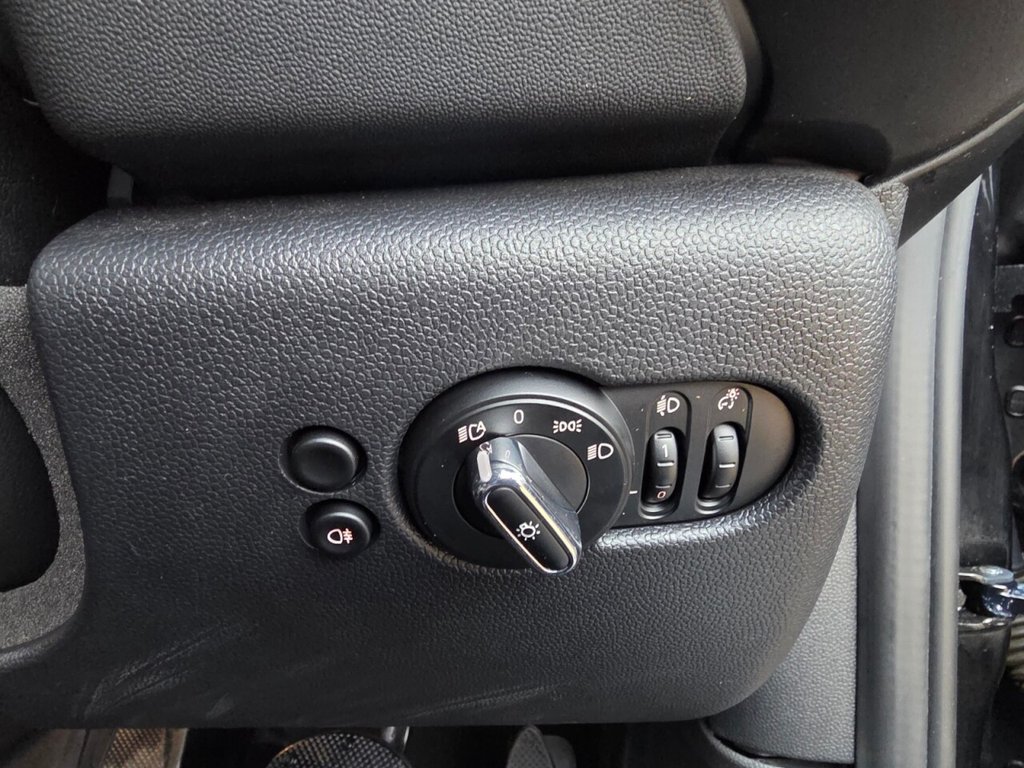 Used MINI Electric Hatch 2022 for sale - 77122307: Photo 31