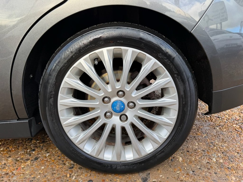 Used Ford Grand C-Max 2015 for sale - 77227583: Photo 12