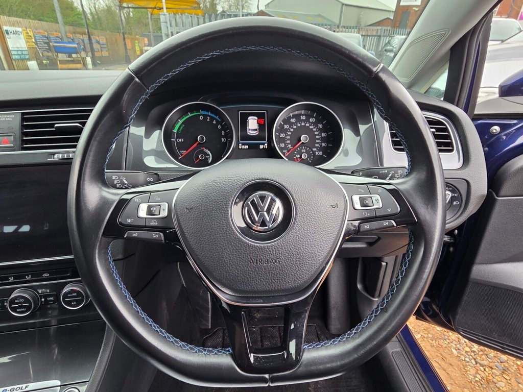 Used Volkswagen Golf 2018 for sale - 77780550: Photo 17