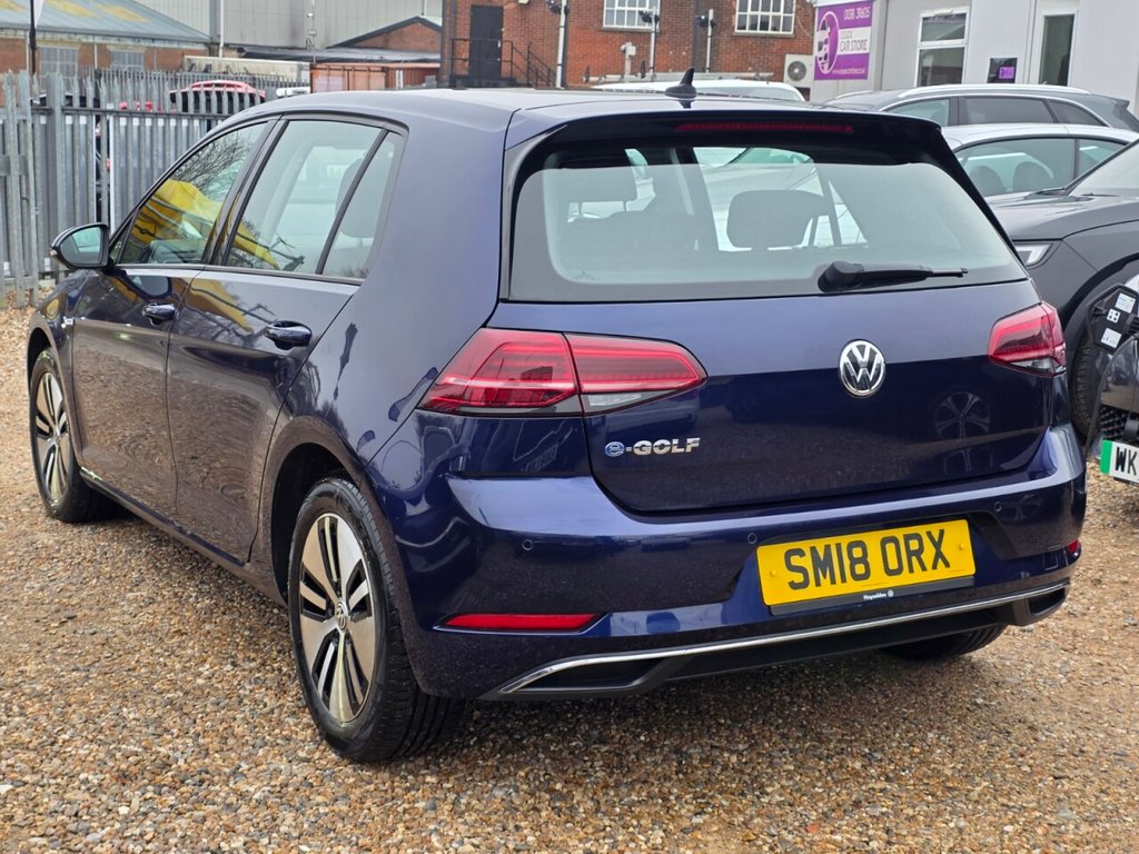 Used Volkswagen Golf 2018 for sale - 77780550: Photo 2