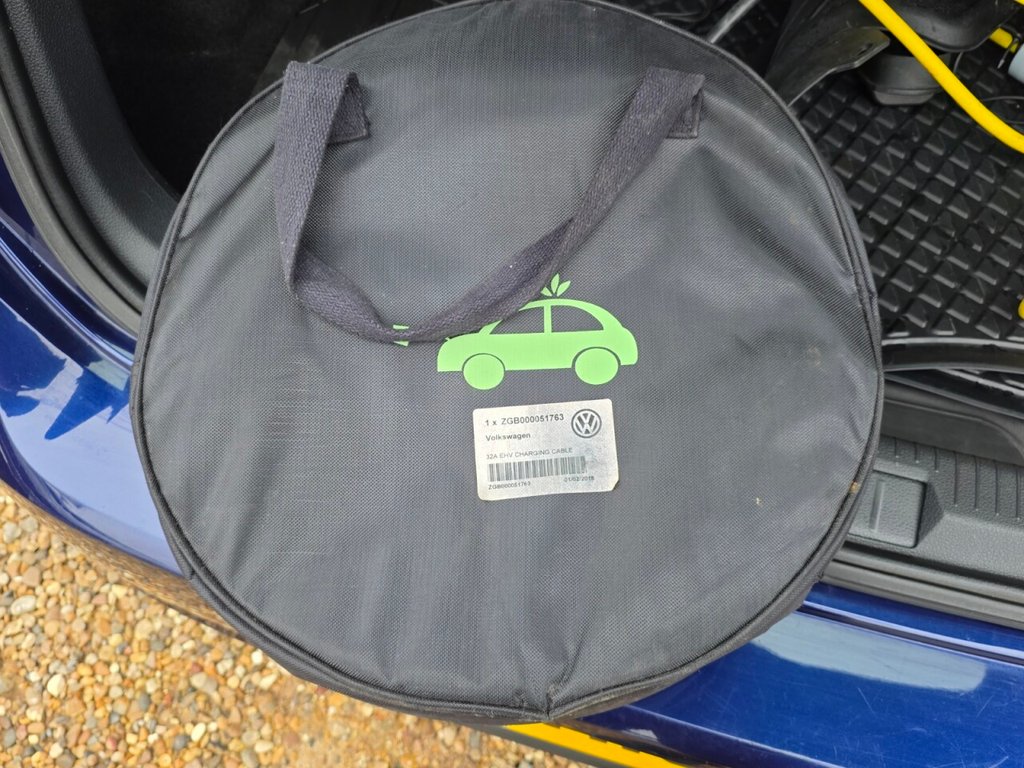 Used Volkswagen Golf 2018 for sale - 77780550: Photo 25