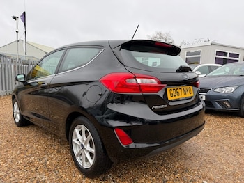 Used Ford Fiesta 2018 for sale - 77609260: Photo