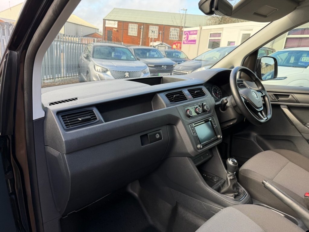 Used Volkswagen Caddy 2017 for sale - 77384075: Photo 12