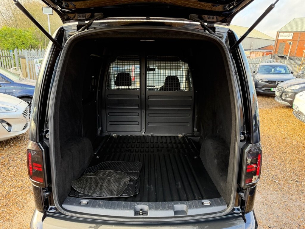 Used Volkswagen Caddy 2017 for sale - 77384075: Photo 7