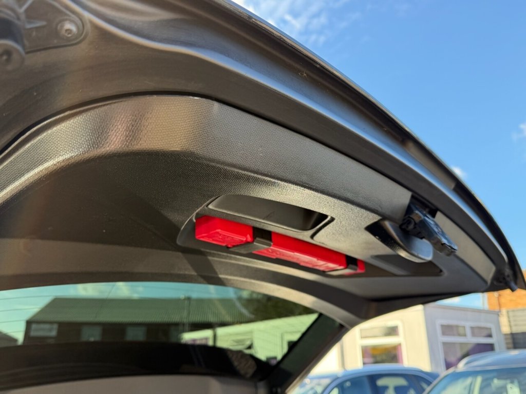 Used BMW i3 2015 for sale - 78030515: Photo 9